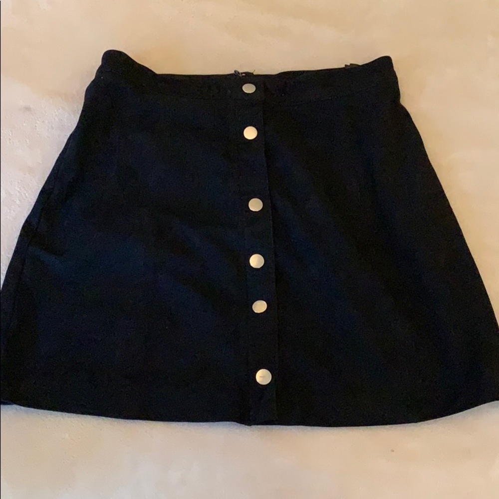black mini skirt
